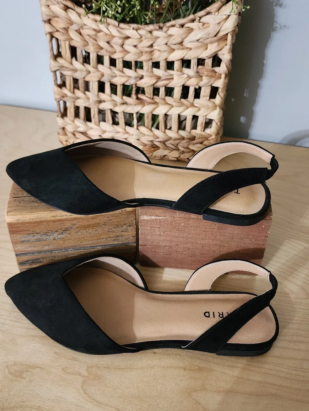 Torrid Black Pointed Slingback Flats